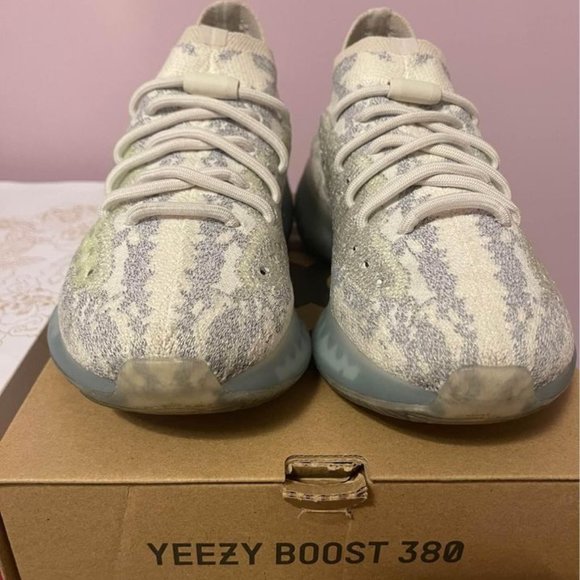 Yeezy Boost 380 - Alien Blue Reflective - Picture 1 of 4